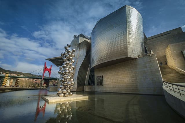 No te pierdas las exposiciones del Museo Guggenheim Bilbao
